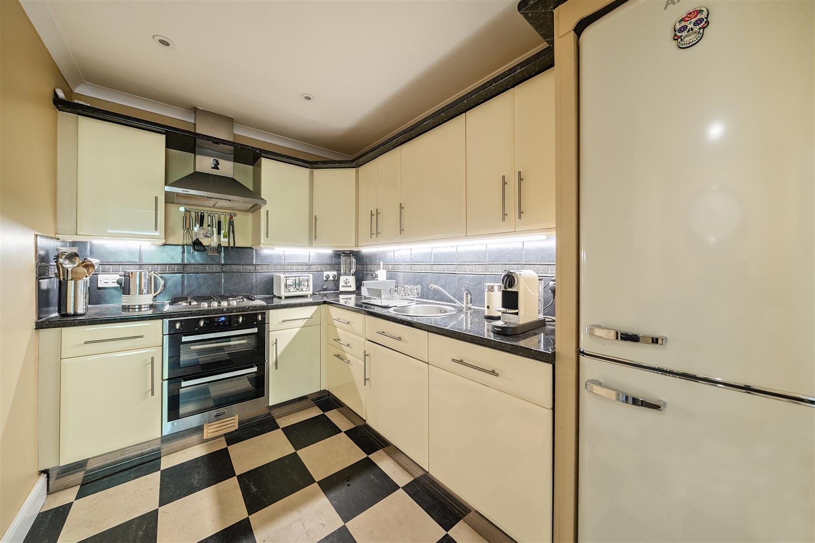 Burleigh Road, Ascot